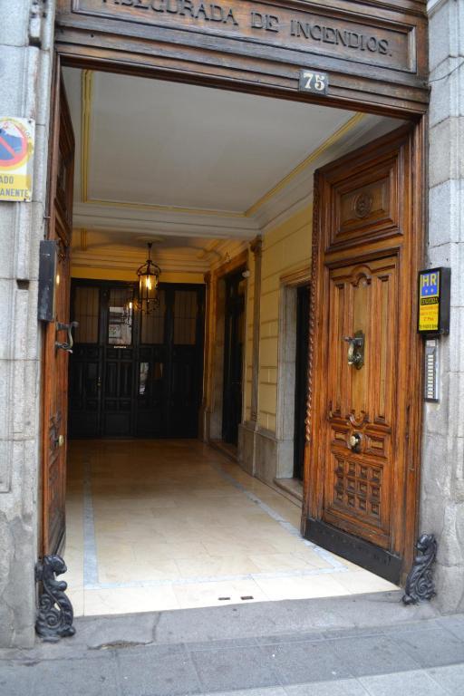 Hostal Edreira Madrid Exterior foto